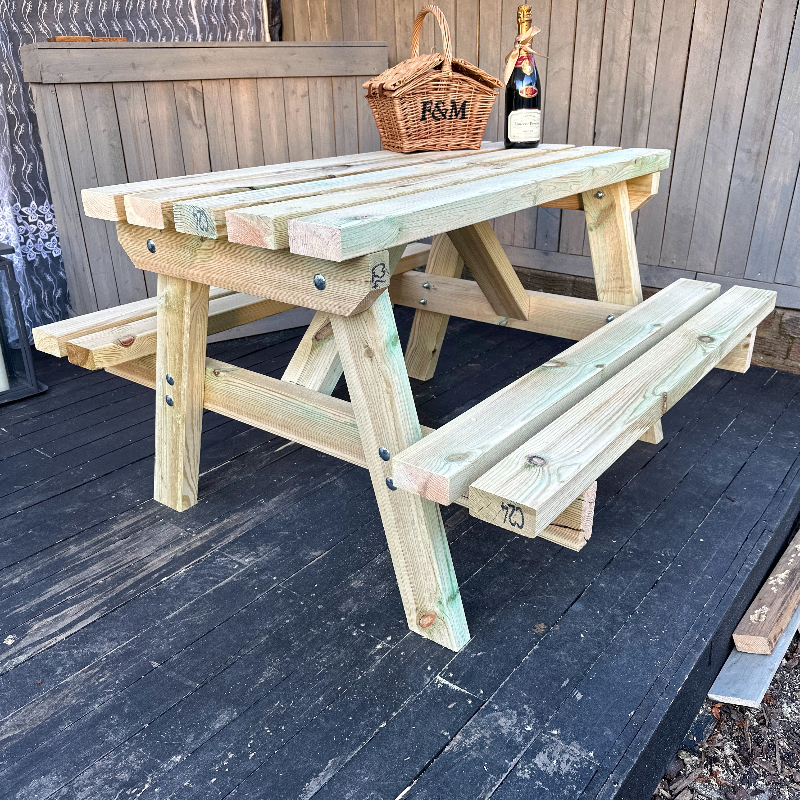 6 Seater Wooden Picnic Table